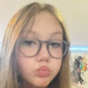 Meet your Posher, Ava